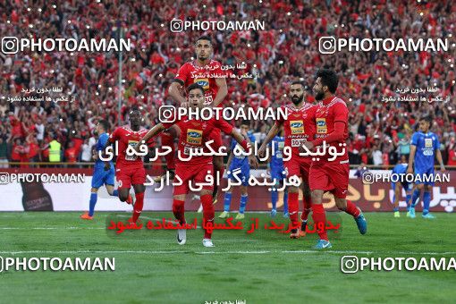 911905, Tehran, [*parameter:4*], لیگ برتر فوتبال ایران، Persian Gulf Cup، Week 10، First Leg، Persepolis 1 v 0 Esteghlal on 2017/10/26 at Azadi Stadium