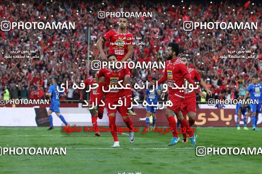 911902, Tehran, [*parameter:4*], لیگ برتر فوتبال ایران، Persian Gulf Cup، Week 10، First Leg، Persepolis 1 v 0 Esteghlal on 2017/10/26 at Azadi Stadium