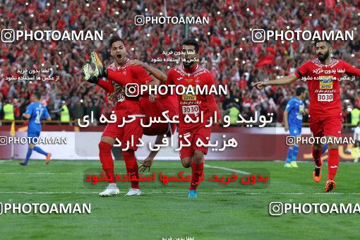 911858, Tehran, [*parameter:4*], لیگ برتر فوتبال ایران، Persian Gulf Cup، Week 10، First Leg، Persepolis 1 v 0 Esteghlal on 2017/10/26 at Azadi Stadium