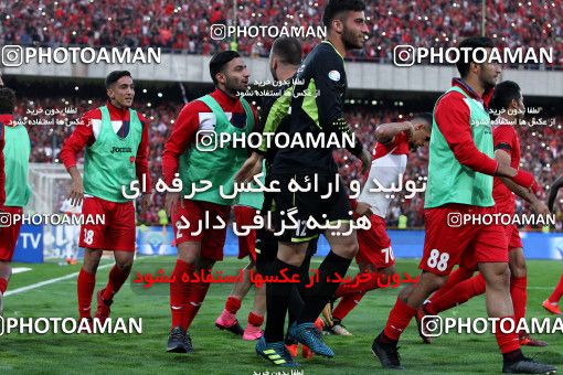 911822, Tehran, [*parameter:4*], لیگ برتر فوتبال ایران، Persian Gulf Cup، Week 10، First Leg، Persepolis 1 v 0 Esteghlal on 2017/10/26 at Azadi Stadium