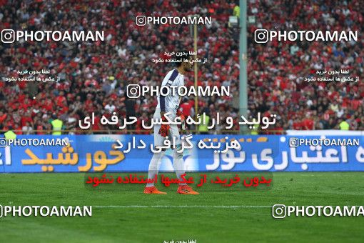 912117, Tehran, [*parameter:4*], لیگ برتر فوتبال ایران، Persian Gulf Cup، Week 10، First Leg، Persepolis 1 v 0 Esteghlal on 2017/10/26 at Azadi Stadium