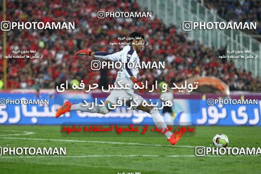 912114, Tehran, [*parameter:4*], لیگ برتر فوتبال ایران، Persian Gulf Cup، Week 10، First Leg، Persepolis 1 v 0 Esteghlal on 2017/10/26 at Azadi Stadium
