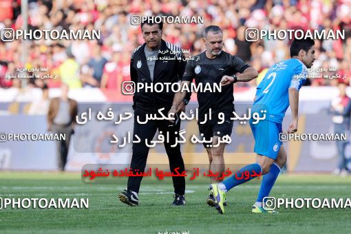 916089, Tehran, [*parameter:4*], لیگ برتر فوتبال ایران، Persian Gulf Cup، Week 10، First Leg، Persepolis 1 v 0 Esteghlal on 2017/10/26 at Azadi Stadium