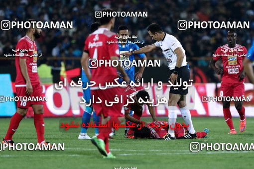 916198, Tehran, [*parameter:4*], لیگ برتر فوتبال ایران، Persian Gulf Cup، Week 10، First Leg، Persepolis 1 v 0 Esteghlal on 2017/10/26 at Azadi Stadium
