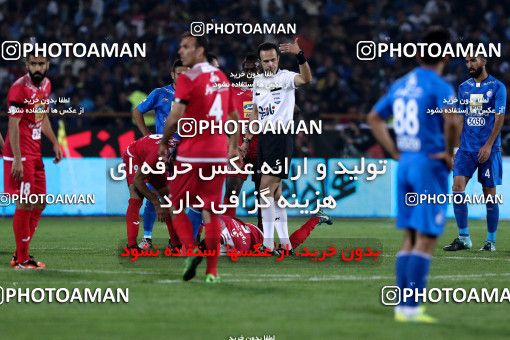 916112, Tehran, [*parameter:4*], لیگ برتر فوتبال ایران، Persian Gulf Cup، Week 10، First Leg، Persepolis 1 v 0 Esteghlal on 2017/10/26 at Azadi Stadium