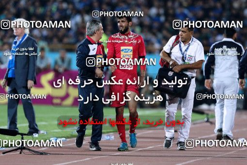 915923, Tehran, [*parameter:4*], لیگ برتر فوتبال ایران، Persian Gulf Cup، Week 10، First Leg، Persepolis 1 v 0 Esteghlal on 2017/10/26 at Azadi Stadium