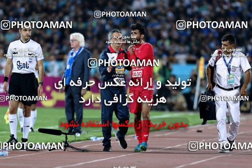916125, Tehran, [*parameter:4*], لیگ برتر فوتبال ایران، Persian Gulf Cup، Week 10، First Leg، Persepolis 1 v 0 Esteghlal on 2017/10/26 at Azadi Stadium