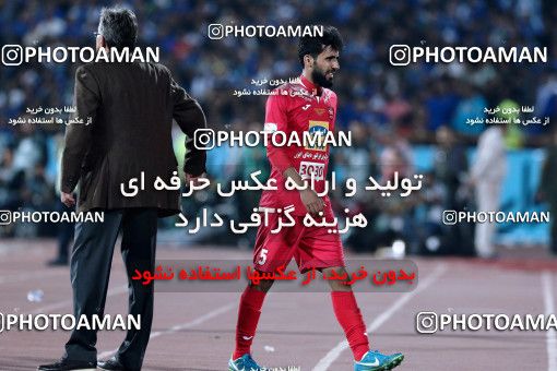 916011, Tehran, [*parameter:4*], لیگ برتر فوتبال ایران، Persian Gulf Cup، Week 10، First Leg، Persepolis 1 v 0 Esteghlal on 2017/10/26 at Azadi Stadium