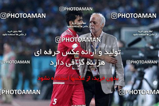 916028, Tehran, [*parameter:4*], لیگ برتر فوتبال ایران، Persian Gulf Cup، Week 10، First Leg، Persepolis 1 v 0 Esteghlal on 2017/10/26 at Azadi Stadium