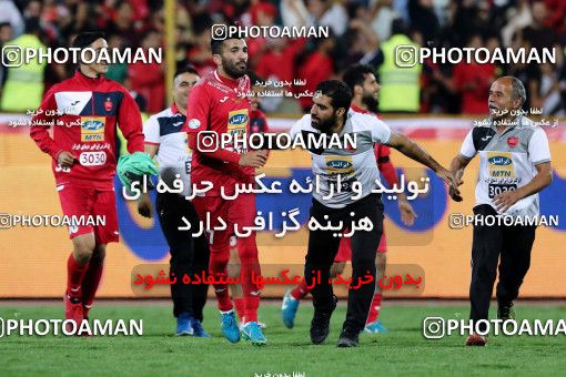 916197, Tehran, [*parameter:4*], لیگ برتر فوتبال ایران، Persian Gulf Cup، Week 10، First Leg، Persepolis 1 v 0 Esteghlal on 2017/10/26 at Azadi Stadium