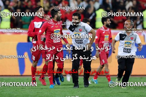 915909, Tehran, [*parameter:4*], لیگ برتر فوتبال ایران، Persian Gulf Cup، Week 10، First Leg، Persepolis 1 v 0 Esteghlal on 2017/10/26 at Azadi Stadium