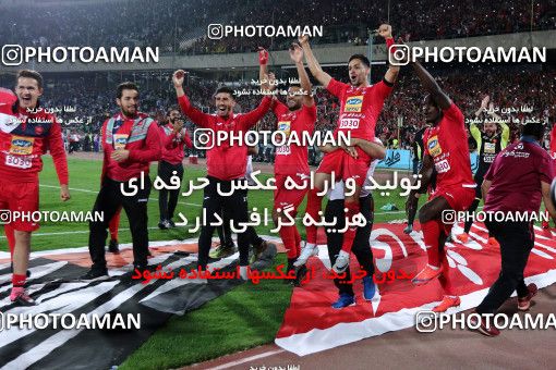 915842, Tehran, [*parameter:4*], لیگ برتر فوتبال ایران، Persian Gulf Cup، Week 10، First Leg، Persepolis 1 v 0 Esteghlal on 2017/10/26 at Azadi Stadium