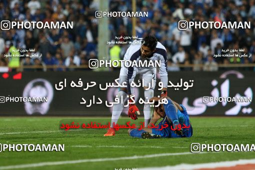 912996, Tehran, [*parameter:4*], لیگ برتر فوتبال ایران، Persian Gulf Cup، Week 10، First Leg، Persepolis 1 v 0 Esteghlal on 2017/10/26 at Azadi Stadium