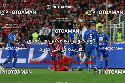 913023, Tehran, [*parameter:4*], لیگ برتر فوتبال ایران، Persian Gulf Cup، Week 10، First Leg، Persepolis 1 v 0 Esteghlal on 2017/10/26 at Azadi Stadium