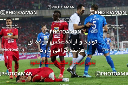913072, Tehran, [*parameter:4*], لیگ برتر فوتبال ایران، Persian Gulf Cup، Week 10، First Leg، Persepolis 1 v 0 Esteghlal on 2017/10/26 at Azadi Stadium
