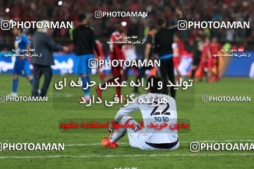 913031, Tehran, [*parameter:4*], لیگ برتر فوتبال ایران، Persian Gulf Cup، Week 10، First Leg، Persepolis 1 v 0 Esteghlal on 2017/10/26 at Azadi Stadium