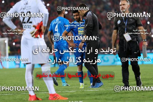 913014, Tehran, [*parameter:4*], لیگ برتر فوتبال ایران، Persian Gulf Cup، Week 10، First Leg، Persepolis 1 v 0 Esteghlal on 2017/10/26 at Azadi Stadium