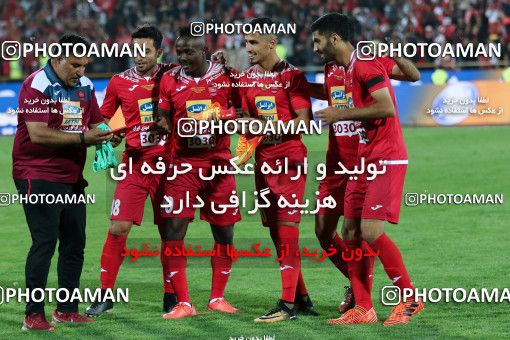 913017, Tehran, [*parameter:4*], لیگ برتر فوتبال ایران، Persian Gulf Cup، Week 10، First Leg، Persepolis 1 v 0 Esteghlal on 2017/10/26 at Azadi Stadium