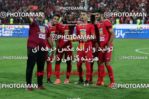 912998, Tehran, [*parameter:4*], لیگ برتر فوتبال ایران، Persian Gulf Cup، Week 10، First Leg، Persepolis 1 v 0 Esteghlal on 2017/10/26 at Azadi Stadium