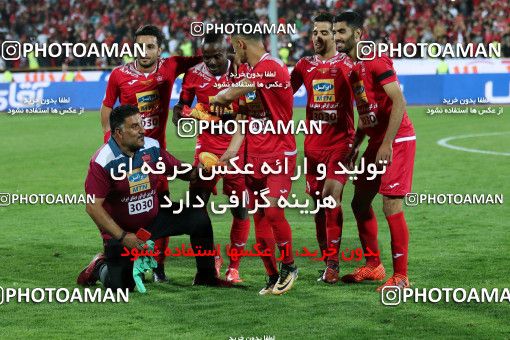 913015, Tehran, [*parameter:4*], لیگ برتر فوتبال ایران، Persian Gulf Cup، Week 10، First Leg، Persepolis 1 v 0 Esteghlal on 2017/10/26 at Azadi Stadium
