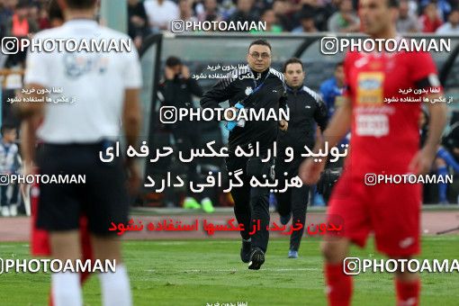 912943, Tehran, [*parameter:4*], لیگ برتر فوتبال ایران، Persian Gulf Cup، Week 10، First Leg، Persepolis 1 v 0 Esteghlal on 2017/10/26 at Azadi Stadium