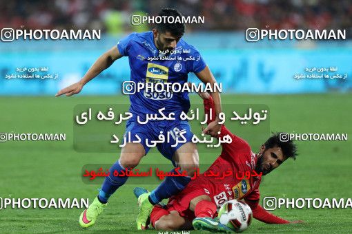 913109, Tehran, [*parameter:4*], لیگ برتر فوتبال ایران، Persian Gulf Cup، Week 10، First Leg، Persepolis 1 v 0 Esteghlal on 2017/10/26 at Azadi Stadium