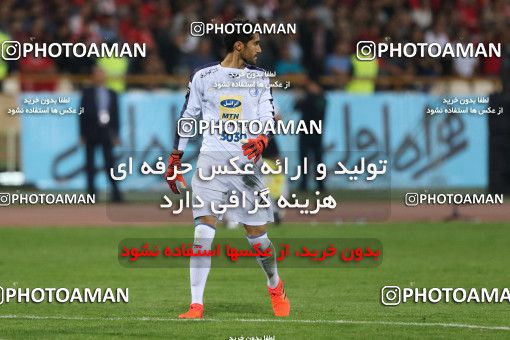 913361, Tehran, [*parameter:4*], لیگ برتر فوتبال ایران، Persian Gulf Cup، Week 10، First Leg، Persepolis 1 v 0 Esteghlal on 2017/10/26 at Azadi Stadium