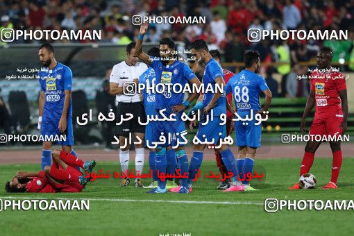 913227, Tehran, [*parameter:4*], لیگ برتر فوتبال ایران، Persian Gulf Cup، Week 10، First Leg، Persepolis 1 v 0 Esteghlal on 2017/10/26 at Azadi Stadium