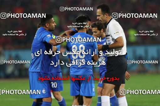 913750, Tehran, [*parameter:4*], لیگ برتر فوتبال ایران، Persian Gulf Cup، Week 10، First Leg، Persepolis 1 v 0 Esteghlal on 2017/10/26 at Azadi Stadium