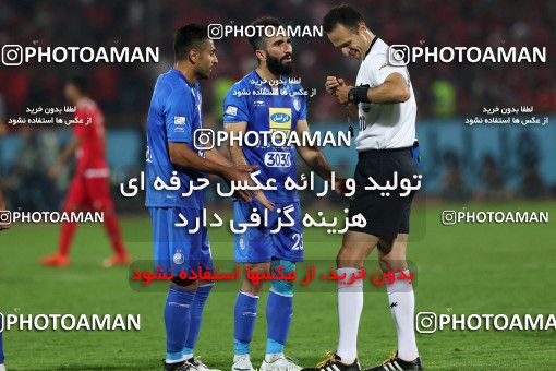 913551, Tehran, [*parameter:4*], لیگ برتر فوتبال ایران، Persian Gulf Cup، Week 10، First Leg، Persepolis 1 v 0 Esteghlal on 2017/10/26 at Azadi Stadium