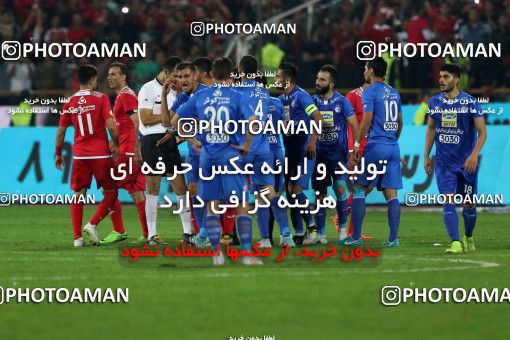 913678, Tehran, [*parameter:4*], لیگ برتر فوتبال ایران، Persian Gulf Cup، Week 10، First Leg، Persepolis 1 v 0 Esteghlal on 2017/10/26 at Azadi Stadium