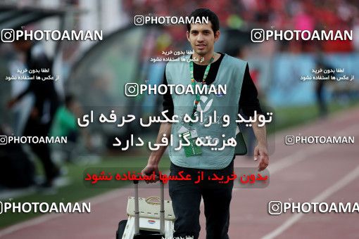 913656, Tehran, [*parameter:4*], لیگ برتر فوتبال ایران، Persian Gulf Cup، Week 10، First Leg، Persepolis 1 v 0 Esteghlal on 2017/10/26 at Azadi Stadium