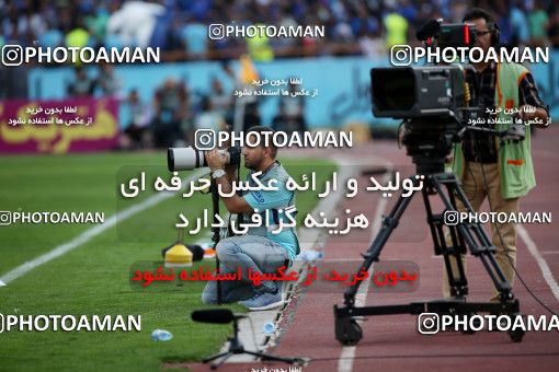 913607, Tehran, [*parameter:4*], لیگ برتر فوتبال ایران، Persian Gulf Cup، Week 10، First Leg، Persepolis 1 v 0 Esteghlal on 2017/10/26 at Azadi Stadium