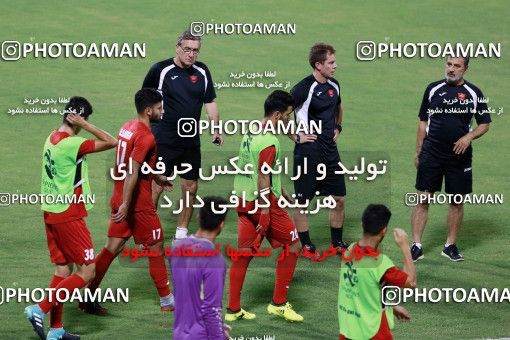 916352, Muscat, , AFC Champions League 2017, Persepolis Football Team Training Session on 2017/10/16 at ورزشگاه سلطان قابوس