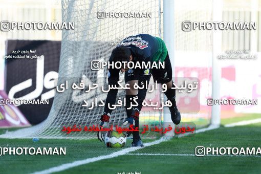 917258, Tehran, [*parameter:4*], لیگ برتر فوتبال ایران، Persian Gulf Cup، Week 11، First Leg، Saipa 0 v 2 Persepolis on 2017/10/31 at Takhti Stadium