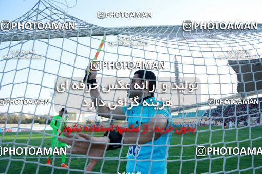917488, Tehran, [*parameter:4*], لیگ برتر فوتبال ایران، Persian Gulf Cup، Week 11، First Leg، Saipa 0 v 2 Persepolis on 2017/10/31 at Takhti Stadium