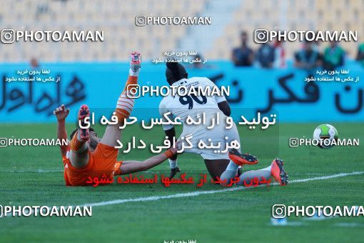 917888, Tehran, [*parameter:4*], لیگ برتر فوتبال ایران، Persian Gulf Cup، Week 11، First Leg، Saipa 0 v 2 Persepolis on 2017/10/31 at Takhti Stadium