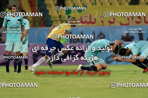 918716, Abadan, , جام حذفی فوتبال ایران, Eighth final, Khorramshahr Cup, Sanat Naft Abadan 2 v 1 Damash Gilan on 2017/10/26 at Takhti Stadium Abadan