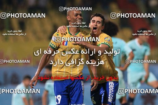 918659, Abadan, , جام حذفی فوتبال ایران, Eighth final, Khorramshahr Cup, Sanat Naft Abadan 2 v 1 Damash Gilan on 2017/10/26 at Takhti Stadium Abadan