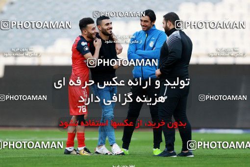 919466, لیگ برتر فوتبال ایران، Persian Gulf Cup، Week 11، First Leg، 2017/10/31، Tehran، Azadi Stadium، Esteghlal 2 - 0 Naft Tehran