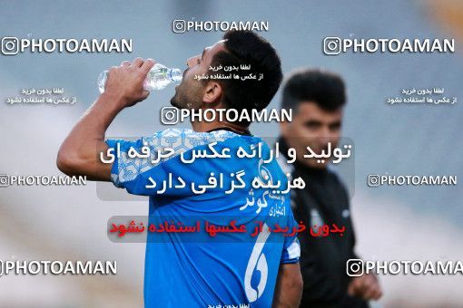 919585, Tehran, [*parameter:4*], لیگ برتر فوتبال ایران، Persian Gulf Cup، Week 11، First Leg، Esteghlal 2 v 0 Naft Tehran on 2017/10/31 at Azadi Stadium