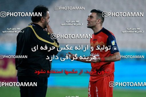 919827, Tehran, [*parameter:4*], لیگ برتر فوتبال ایران، Persian Gulf Cup، Week 11، First Leg، Esteghlal 2 v 0 Naft Tehran on 2017/10/31 at Azadi Stadium