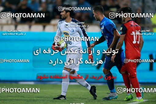 919422, Tehran, [*parameter:4*], لیگ برتر فوتبال ایران، Persian Gulf Cup، Week 11، First Leg، Esteghlal 2 v 0 Naft Tehran on 2017/10/31 at Azadi Stadium