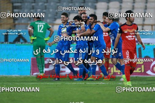919608, Tehran, [*parameter:4*], لیگ برتر فوتبال ایران، Persian Gulf Cup، Week 11، First Leg، Esteghlal 2 v 0 Naft Tehran on 2017/10/31 at Azadi Stadium