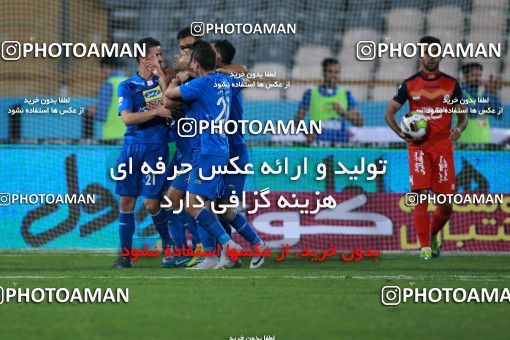 919106, Tehran, [*parameter:4*], لیگ برتر فوتبال ایران، Persian Gulf Cup، Week 11، First Leg، Esteghlal 2 v 0 Naft Tehran on 2017/10/31 at Azadi Stadium
