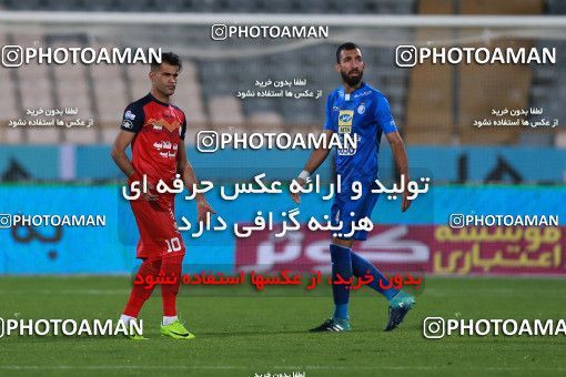 920084, Tehran, [*parameter:4*], لیگ برتر فوتبال ایران، Persian Gulf Cup، Week 11، First Leg، Esteghlal 2 v 0 Naft Tehran on 2017/10/31 at Azadi Stadium