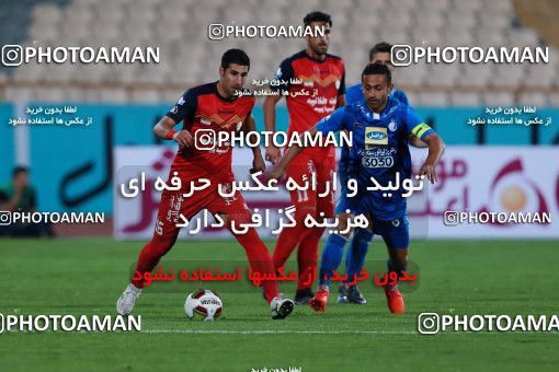 920557, Tehran, [*parameter:4*], لیگ برتر فوتبال ایران، Persian Gulf Cup، Week 11، First Leg، Esteghlal 2 v 0 Naft Tehran on 2017/10/31 at Azadi Stadium