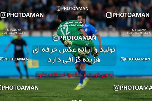920302, Tehran, [*parameter:4*], لیگ برتر فوتبال ایران، Persian Gulf Cup، Week 11، First Leg، Esteghlal 2 v 0 Naft Tehran on 2017/10/31 at Azadi Stadium