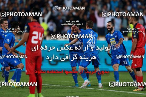 920550, Tehran, [*parameter:4*], لیگ برتر فوتبال ایران، Persian Gulf Cup، Week 11، First Leg، Esteghlal 2 v 0 Naft Tehran on 2017/10/31 at Azadi Stadium