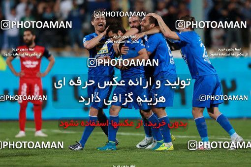 920435, Tehran, [*parameter:4*], لیگ برتر فوتبال ایران، Persian Gulf Cup، Week 11، First Leg، Esteghlal 2 v 0 Naft Tehran on 2017/10/31 at Azadi Stadium